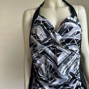 fashion bug 20w Black and White Geometric Halter swim top